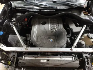 2024 BMW X4 M40i z VIN 5UX43DT07R9T60014, wystawiony jako Copart lot #83686604 z przebiegiem 15 048 mil mil oraz Szkoda całkowita • Salvage title. Historia ofert i sprzedaży dostępna na DreamBid. Obrazek 11.