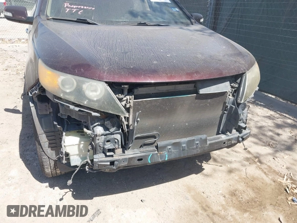 2011 Kia Sorento LX with VIN 5XYKT4A13BG145755, listed as a IAAI auction lot 41796688 with 165,391 mi miles. Bid and sale history available at carsss.com. Image 6.