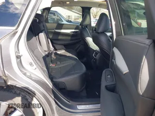 2020 Infiniti QX50 Luxe z VIN 3PCAJ5M38LF112019, wystawiony jako IAAI lot #41395539 z przebiegiem 35 908 mil mil oraz . Historia ofert i sprzedaży dostępna na DreamBid. Obrazek 8.