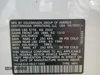 2024 Volkswagen Atlas SEL R-Line z VIN 1V2AE2CA1RC211093, wystawiony jako Copart lot #51462025 z przebiegiem 13 844 mil mil oraz Szkoda całkowita • Salvage title. Historia ofert i sprzedaży dostępna na DreamBid. Obrazek 15.