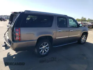 2014 GMC Yukon XL Denali with VIN 1GKS2MEF1ER107346, listed as a Copart auction lot 67927133 with 77,793 mi miles and Salvage Title. Bid and sale history available at carsss.com. Image 3.