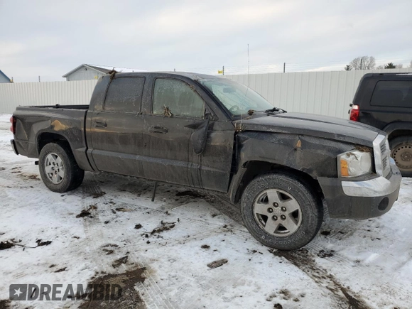 2005 Dodge Dakota SLT with VIN 1D7HE48K65S138533, listed as a Copart auction lot 88745565 with 87,046 mi miles and Clean Title. Bid and sale history available at DreamBid. Image 4.