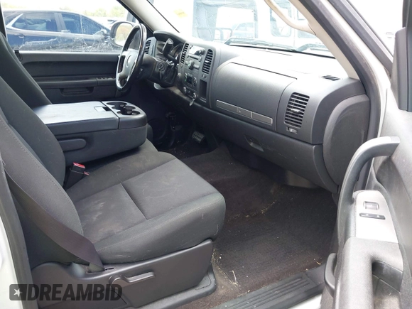 2013 Chevrolet Silverado 1500 LT with VIN 3GCPKSE70DG185517, listed as a IAAI auction lot 42062395 with 173,083 mi miles and . Bid and sale history available at DreamBid. Image 5.
