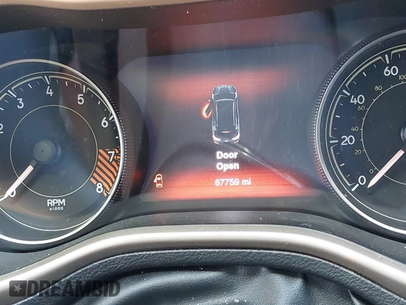 2014 Jeep Cherokee Limited with VIN 1C4PJMDS9EW278043, listed as a IAAI auction lot 42167809 with 67,759 mi miles and . Bid and sale history available at DreamBid. Image 7.