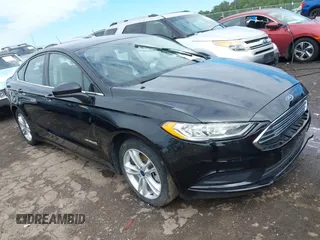 2018 Ford Fusion S z VIN 3FA6P0UU6JR174441, wystawiony jako IAAI lot #42193002 z przebiegiem Nie podano mil oraz . Historia ofert i sprzedaży dostępna na DreamBid. Obrazek 1.