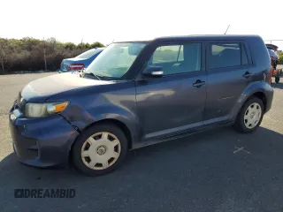 2012 Scion xB with VIN JTLZE4FE6CJ000526, listed as a Copart auction lot 46703105 with 111,428 mi miles and Clean Title. Bid and sale history available at carsss.com. Image 1.