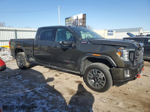 2022 GMC Sierra 2500HD AT4 with VIN 1GT49PEYXNF269917, listed as a Copart auction lot 41846345 with 42,515 mi miles and Salvage Title. Bid and sale history available at carsss.com. Image 4.