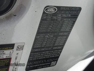 2020 Land Rover Range Rover Velar S z VIN SALYB2EX7LA252141, wystawiony jako IAAI lot #42131779 z przebiegiem 101 612 mil mil oraz . Historia ofert i sprzedaży dostępna na DreamBid. Obrazek 9.