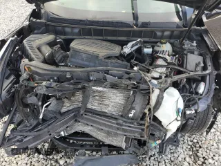 2019 Cadillac XT5 Luxury AWD z VIN 1GYKNDRS9KZ115887, wystawiony jako Copart lot #58528075 z przebiegiem 75 651 mil mil oraz Szkoda całkowita • Salvage title. Historia ofert i sprzedaży dostępna na DreamBid. Obrazek 12.