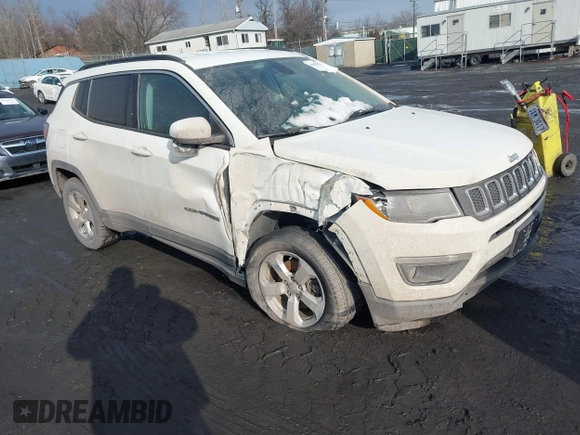 2019 Jeep Compass Latitude with VIN 3C4NJDBB7KT703593, listed as a IAAI auction lot 41490224 with 99,640 mi miles. Bid and sale history available at carsss.com. Image 1.