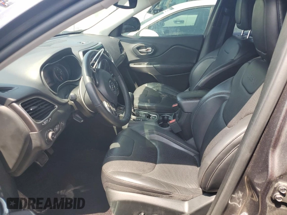 2019 Jeep Cherokee Limited с VIN 1C4PJLDB0KD170119, выставлен на аукционе Copart как лот 63515155 с пробегом 87 230 миль миль и Списание • Salvage title. История ставок и продаж доступна на DreamBid. Изображение 7.