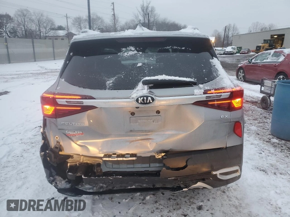 2021 Kia Seltos EX z VIN KNDERCAA3M7168779, wystawiony jako Copart lot #86548834 z przebiegiem 30 676 mil mil oraz Szkoda całkowita • Salvage title. Historia ofert i sprzedaży dostępna na DreamBid. Obrazek 6.