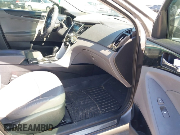 2011 Hyundai Sonata Limited with VIN 5NPEC4AC3BH142376, listed as a IAAI auction lot 41988669 with 97,302 mi miles and . Bid and sale history available at DreamBid. Image 5.