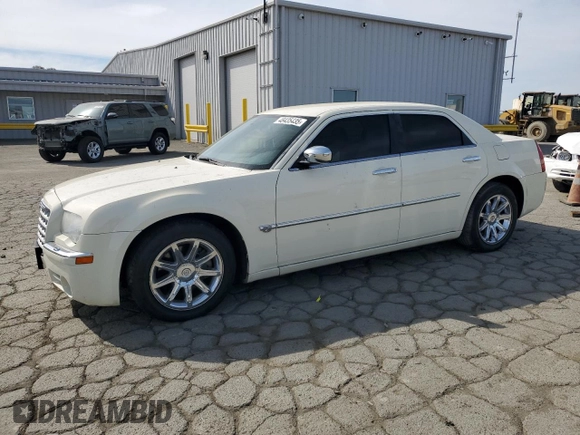 2005 Chrysler 300 with VIN 2C3AA63H25H144615, listed as a Copart auction lot 48435435 with 154,319 mi miles and Clean Title. Bid and sale history available at carsss.com. Image 1.