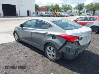 2013 Hyundai Elantra Limited с VIN 5NPDH4AE3DH399653, выставлен на аукционе IAAI как лот 42577802 с пробегом 141 631 миль миль и . История ставок и продаж доступна на DreamBid. Изображение 3.