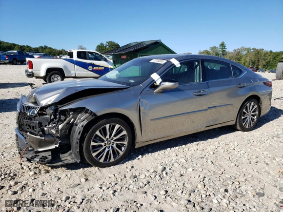 2019 Lexus ES with VIN 58ABZ1B1XKU034313, listed as a Copart auction lot 70749884 with 75,621 mi miles and Salvage Title. Bid and sale history available at carsss.com. Image 1.