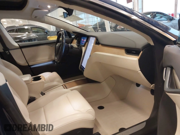 2018 Tesla Model S 75D with VIN 5YJSA1E24JF276044, listed as a IAAI auction lot 41798530 with 53,462 mi miles and . Bid and sale history available at DreamBid. Image 5.
