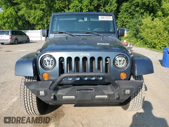 2008 Jeep Wrangler Unlimited Sahara with VIN 1J8GA59108L633332, listed as a Copart auction lot 64613375 with 191,918 mi miles and Clean title. Bid and sale history available at DreamBid. Image 5.