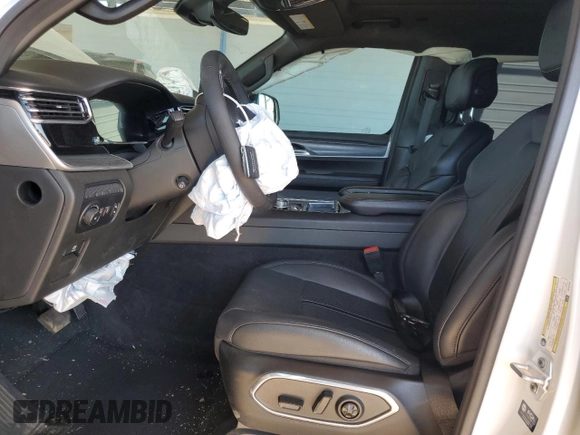 2024 Jeep Wagoneer Series II with VIN 1C4SJVBP4RS107812, listed as a Copart auction lot 56252335 with 14,157 mi miles and Salvage title. Bid and sale history available at DreamBid. Image 7.