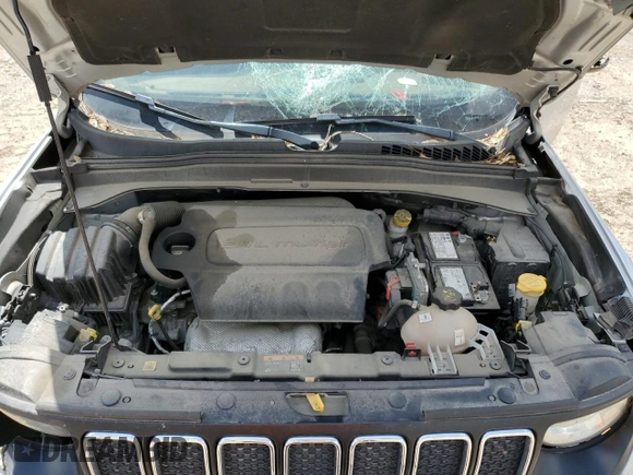 2019 Jeep Renegade Sport with VIN ZACNJAAB6KPK16258, listed as a Copart auction lot 58659455 with Not provided miles and Salvage title. Bid and sale history available at DreamBid. Image 12.