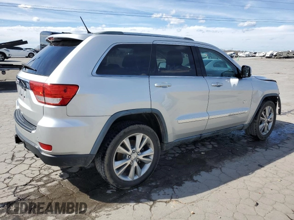 2011 Jeep Grand Cherokee Laredo with VIN 1J4RS4GG5BC646688, listed as a Copart auction lot 49834445 with 122,101 mi miles and Salvage Title. Bid and sale history available at DreamBid. Image 3.