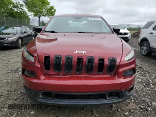 2015 Jeep Cherokee Sport z VIN 1C4PJMAB7FW660058, wystawiony jako Copart lot #56705715 z przebiegiem 87 700 mil mil oraz Szkoda całkowita • Salvage title. Historia ofert i sprzedaży dostępna na DreamBid. Obrazek 5.