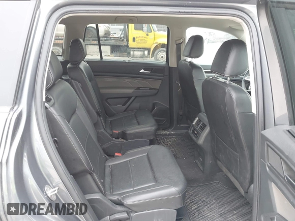 2023 Volkswagen Atlas SE с VIN 1V2HR2CA2PC514187, выставлен на аукционе IAAI как лот 41522880 с пробегом 40 614 миль миль и . История ставок и продаж доступна на DreamBid. Изображение 8.