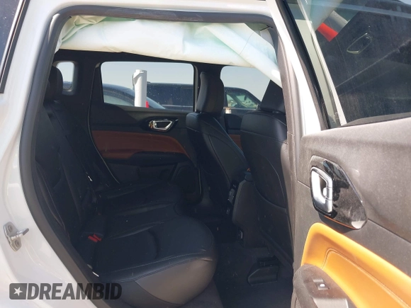 2024 Jeep Compass Limited с VIN 3C4NJDCN1RT142729, выставлен на аукционе IAAI как лот 42011879 с пробегом 8 693 миль миль и . История ставок и продаж доступна на DreamBid. Изображение 8.
