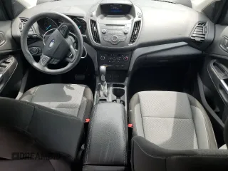 2017 Ford Escape SE z VIN 1FMCU0GD7HUA94744, wystawiony jako Copart lot #54209545 z przebiegiem 99 658 mil mil oraz Szkoda całkowita • Salvage title. Historia ofert i sprzedaży dostępna na DreamBid. Obrazek 8.