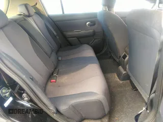 2007 Nissan Versa S z VIN 3N1BC13E17L408911, wystawiony jako IAAI lot #39637191 z przebiegiem 111 583 mil mil oraz . Historia ofert i sprzedaży dostępna na DreamBid. Obrazek 8.