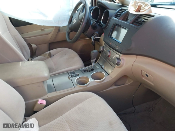 2009 Toyota Highlander with VIN JTEDS41A692084543, listed as a IAAI auction lot 41208295 with 203,620 mi miles. Bid and sale history available at carsss.com. Image 5.