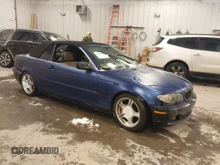 2004 BMW 3 Series 330Ci with VIN WBABW534X4PJ95098, listed as a IAAI auction lot 41628301 with 1 mi miles. Bid and sale history available at carsss.com. Image 1.