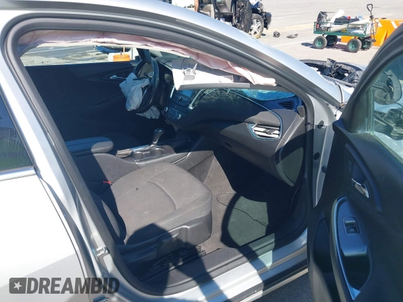 2018 Chevrolet Malibu LT z VIN 1G1ZD5ST8JF149540, wystawiony jako IAAI lot #37718022 z przebiegiem 136 871 mil mil oraz . Historia ofert i sprzedaży dostępna na DreamBid. Obrazek 5.