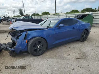 2021 Chevrolet Camaro 1LS with VIN 1G1FB1RX1M0124755, listed as a Copart auction lot 70383454 with 39,924 mi miles and Non Repairable. Bid and sale history available at carsss.com. Image 1.