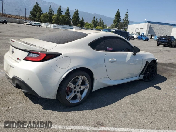 2022 Toyota GR86 Premium with VIN JF1ZNBF11N8758741, listed as a Copart auction lot 66032904 with 46,519 mi miles and Salvage Title. Bid and sale history available at carsss.com. Image 3.