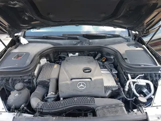 2019 Mercedes-Benz GLC with VIN WDC0G4JB3KV145553, listed as a IAAI auction lot 41957373 with 83,918 mi miles. Bid and sale history available at carsss.com. Image 10.