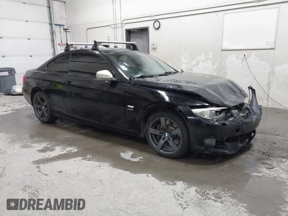 2011 BMW 3 Series 335i xDrive with VIN WBAKF9C53BE247177, listed as a IAAI auction lot 41973181 with 113,986 mi miles. Bid and sale history available at carsss.com. Image 1.