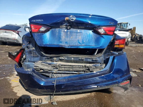 2020 Nissan Altima 2.5 SR with VIN 1N4BL4CV7LC234935, listed as a Copart auction lot 46163235 with 110,363 mi miles and Salvage Title. Bid and sale history available at carsss.com. Image 6.