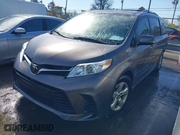 2019 Toyota Sienna LE Auto Access Seat with VIN 5TDKZ3DC9KS003158, listed as a IAAI auction lot 41661747 with 129,860 mi miles and . Bid and sale history available at DreamBid. Image 18.