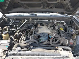 2004 Nissan Frontier XE z VIN 1N6ED29X24C421886, wystawiony jako IAAI lot #42366824 z przebiegiem 184 941 mil mil oraz . Historia ofert i sprzedaży dostępna na DreamBid. Obrazek 10.