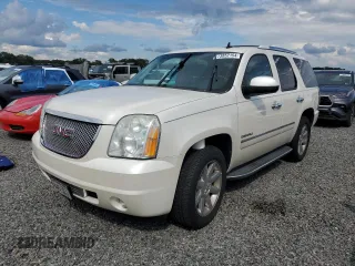 2010 GMC Yukon Denali with VIN 1GKUCEEF8AR253197, listed as a Copart auction lot 73852154 with 0 mi miles and Salvage Title. Bid and sale history available at carsss.com. Image 1.