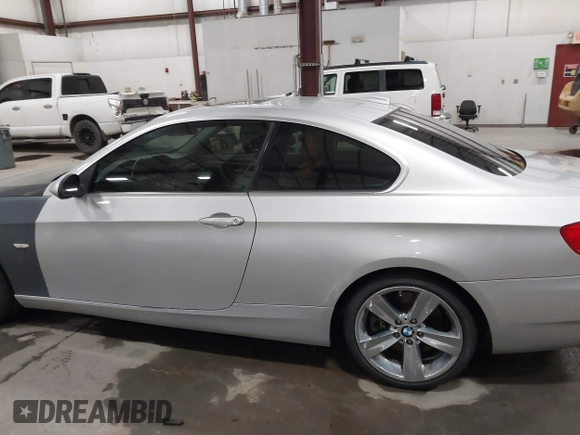 2008 BMW 3 Series 335xi with VIN WBAWC73548E064278, listed as a IAAI auction lot 41503956 with 141,556 mi miles and . Bid and sale history available at carsss.com. Image 15.