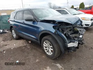 2020 Ford Explorer with VIN 1FMSK8BH8LGC23575, listed as a IAAI auction lot 41944018 with 107,427 mi miles. Bid and sale history available at carsss.com. Image 1.
