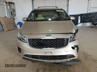 2016 Kia Sedona LX with VIN KNDMB5C13G6172544, listed as a Copart auction lot 47193565 with 101,044 mi miles and Salvage Title. Bid and sale history available at carsss.com. Image 5.