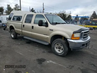 2001 Ford F-350 XL z VIN 1FTSW31F71EB04906, wystawiony jako Copart lot #42333355 z przebiegiem 210 796 mil mil oraz Czysty tytuł • Clean title. Historia ofert i sprzedaży dostępna na DreamBid. Obrazek 4.