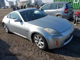 2004 Nissan 350Z Touring with VIN JN1AZ34E94T050033, listed as a IAAI auction lot 41652568 with 120,955 mi miles. Bid and sale history available at carsss.com. Image 1.