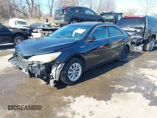 2015 Toyota Camry LE z VIN 4T1BD1FK8FU172673, wystawiony jako IAAI lot #41780228 z przebiegiem 171 308 mil mil oraz . Historia ofert i sprzedaży dostępna na DreamBid. Obrazek 2.