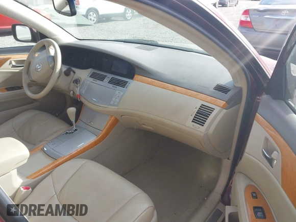 2006 Toyota Avalon XL with VIN 4T1BK36B86U105590, listed as a IAAI auction lot 41412859 with 134,670 mi miles. Bid and sale history available at carsss.com. Image 5.