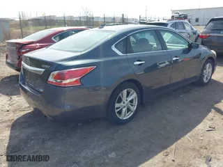 2013 Nissan Altima 2.5 S with VIN 1N4AL3AP0DN458645, listed as a IAAI auction lot 42048791 with 228,248 mi miles. Bid and sale history available at carsss.com. Image 4.