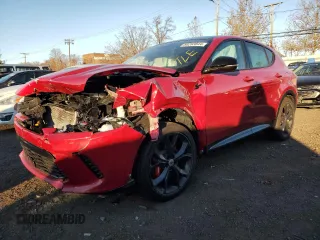 2024 Dodge Hornet R/T Plus with VIN ZACPDFDW1R3A20261, listed as a Copart auction lot 80283844 with 19,736 mi miles and Salvage Title. Bid and sale history available at carsss.com. Image 1.